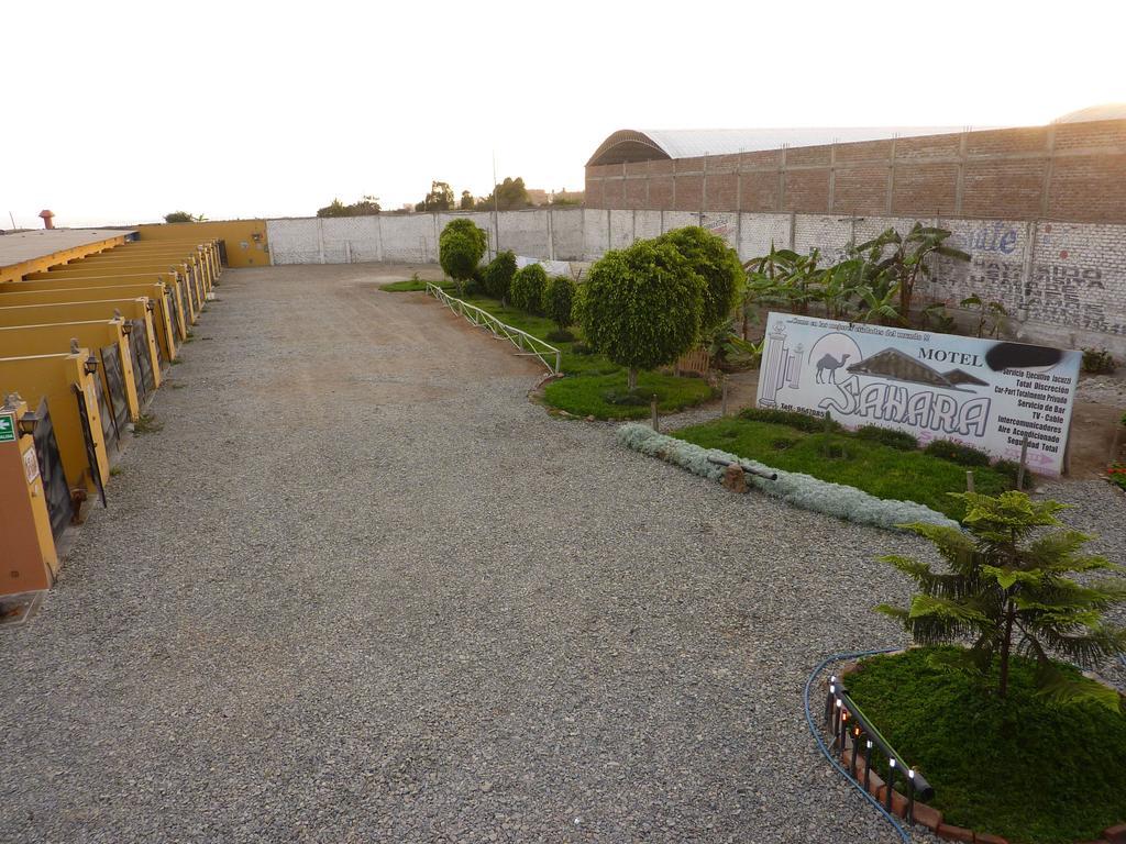 Motel Sahara Suites Barranca Zewnętrze zdjęcie